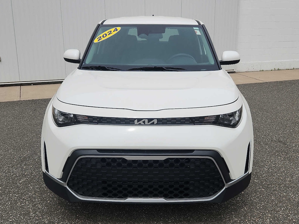 Used 2024 Kia Soul S IVT