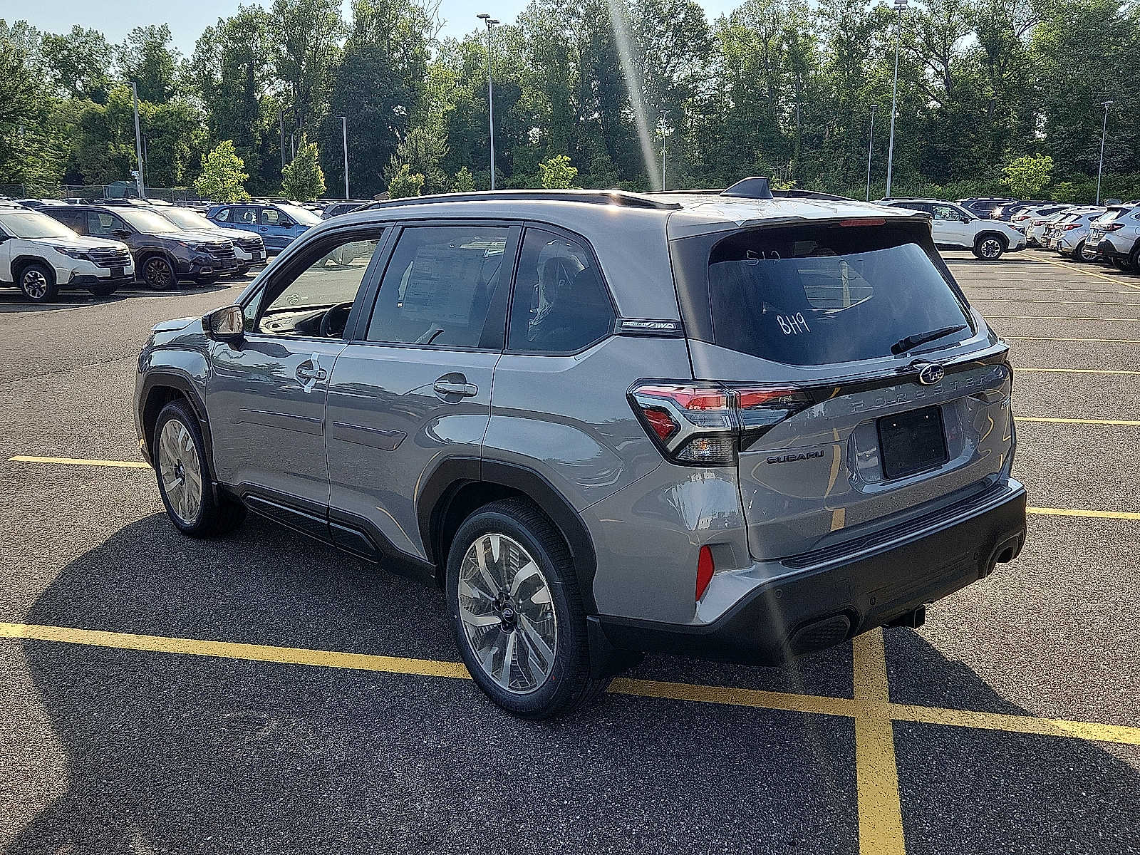 2025 Subaru Forester Touring photo 3