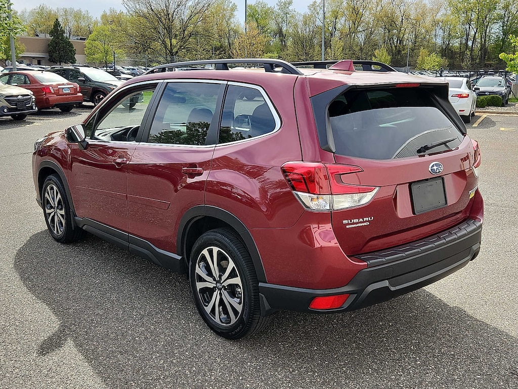Used 2023 Subaru Forester Limited CVT