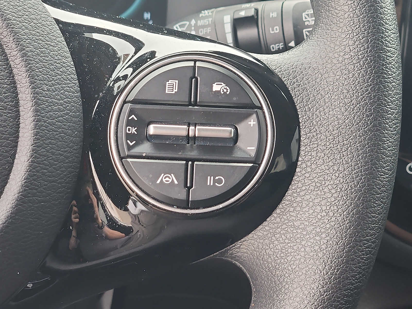 2024 Kia Soul S - Photo 21