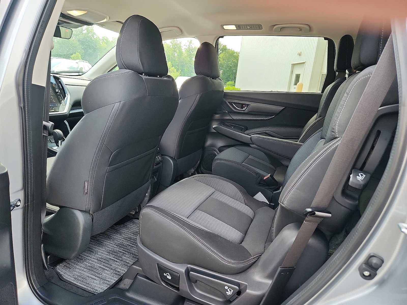 2025 Subaru Ascent Premium - Photo 10