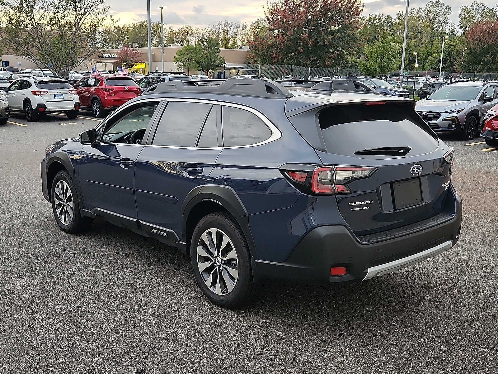 2025 Subaru Outback Limited XT photo 4