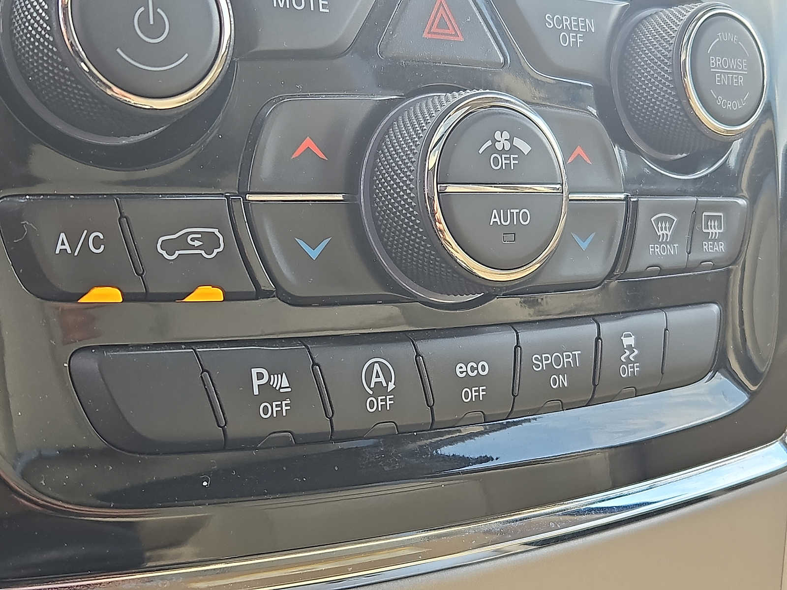 2019 Jeep Grand Cherokee Limited - Photo 25