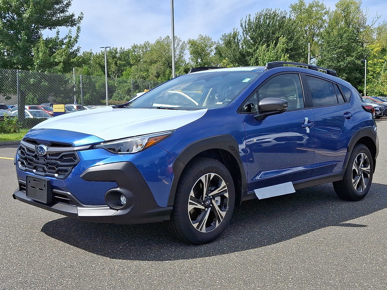 2025 Subaru Crosstrek Premium photo 2