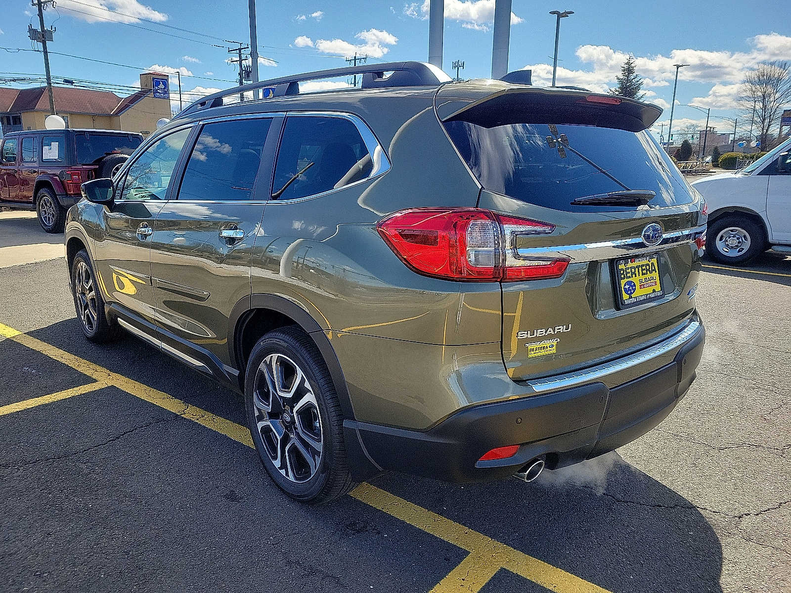 2025 Subaru Ascent Touring photo 3