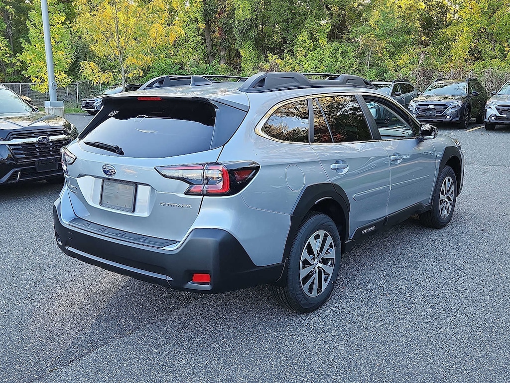 New 2025 Subaru Outback Premium SUV