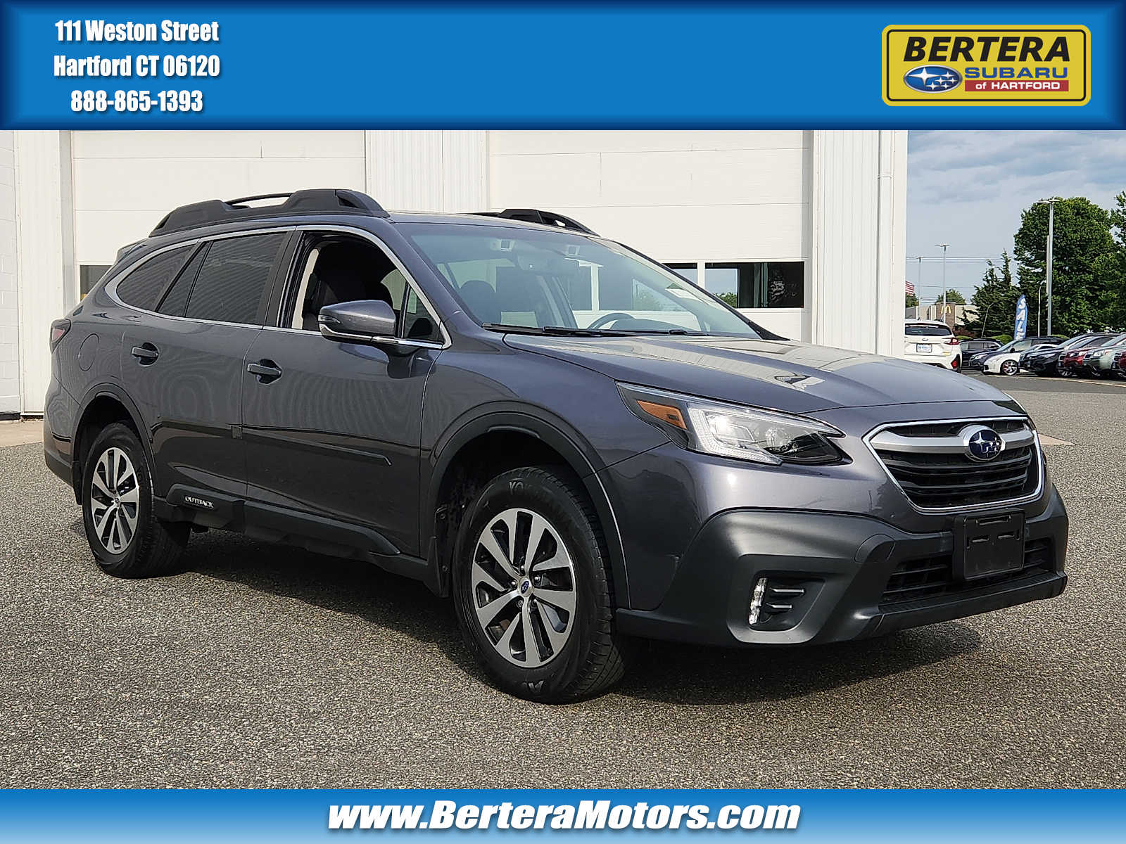 2022 Subaru Outback Premium's photo