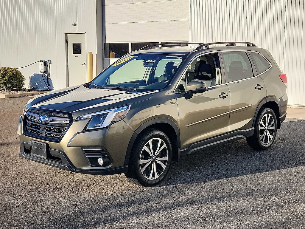 Used 2022 Subaru Forester Limited CVT