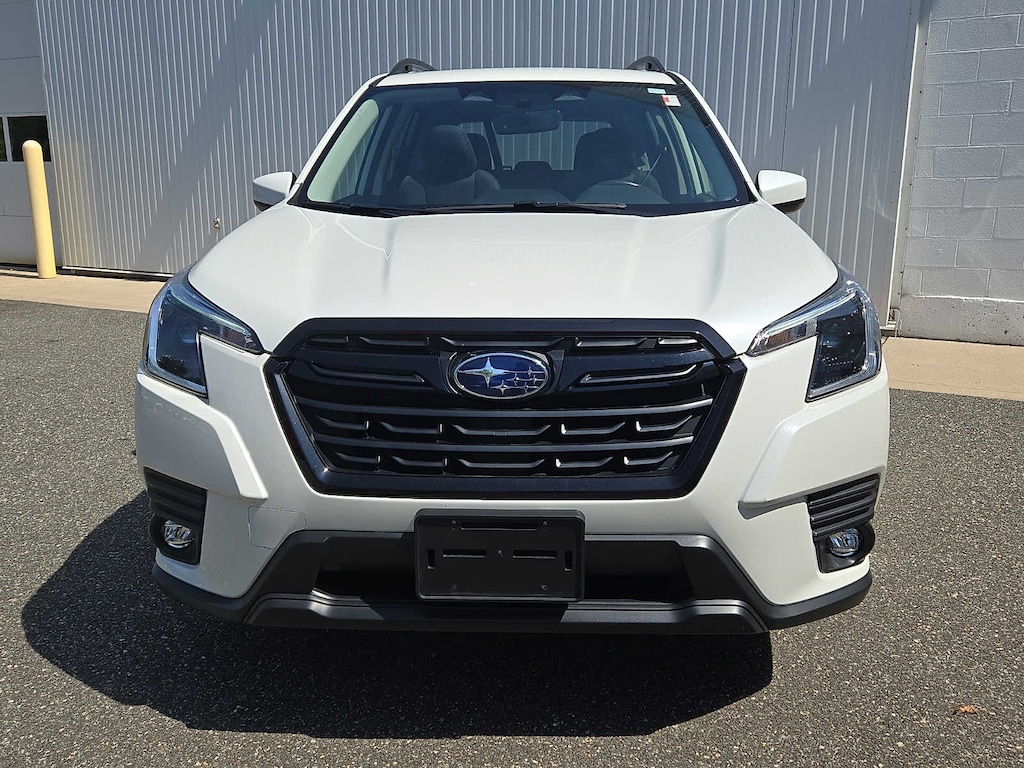 Used 2024 Subaru Forester Premium AWD