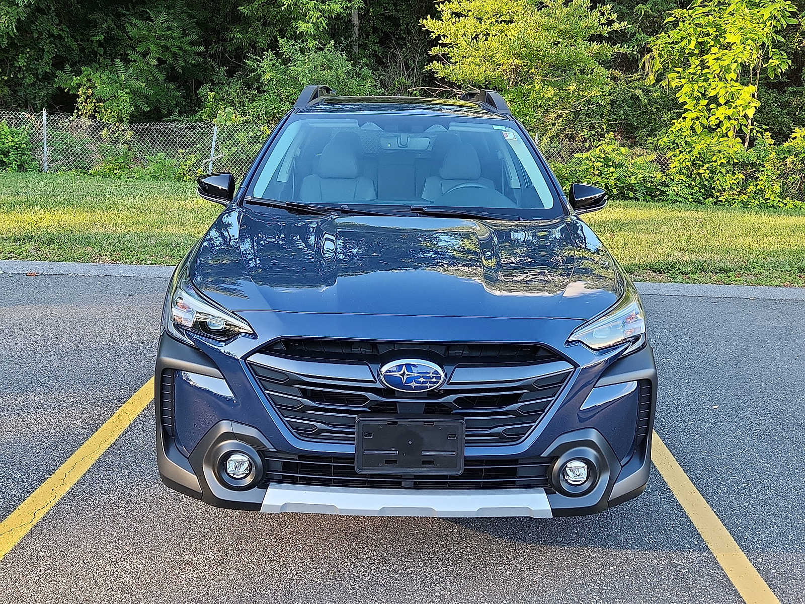 2025 Subaru Outback Limited XT photo 2