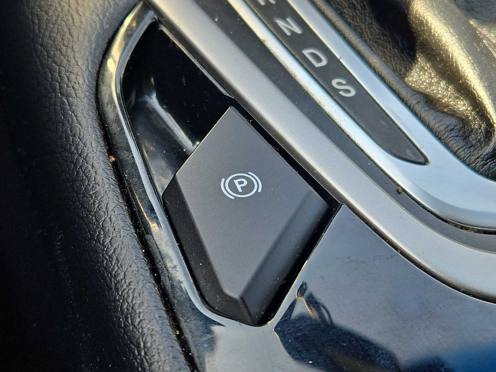 2018 Ford Edge SEL - Photo 24