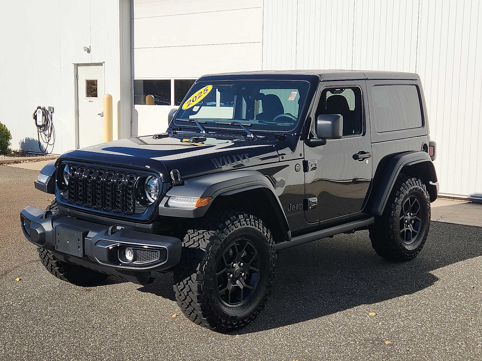 2025 Jeep Wrangler Willys photo 2