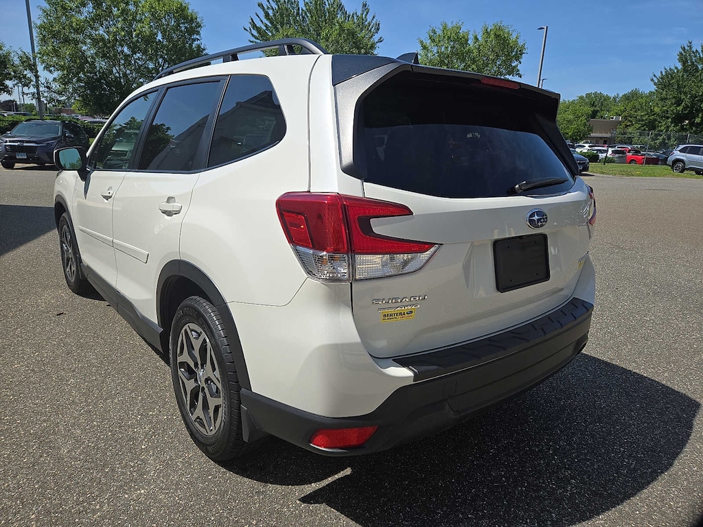 Used 2024 Subaru Forester Premium AWD
