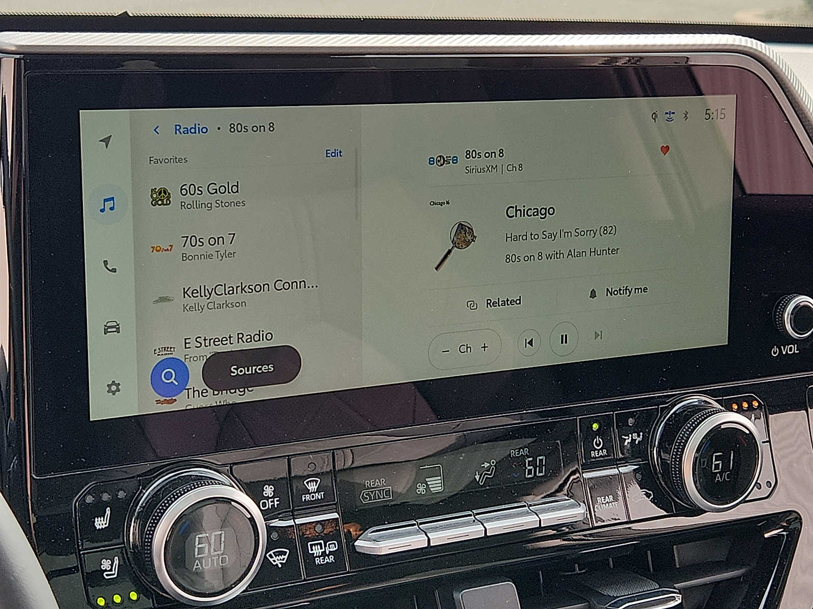 2026 Toyota Highlander Platinum - Photo 17
