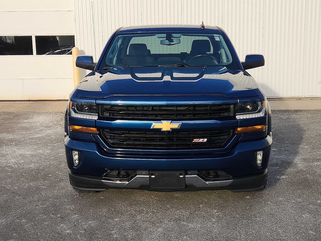 Used 2018 Chevrolet Silverado 1500 LT 4WD Crew Cab 143.5 4WD Crew Cab 143.5