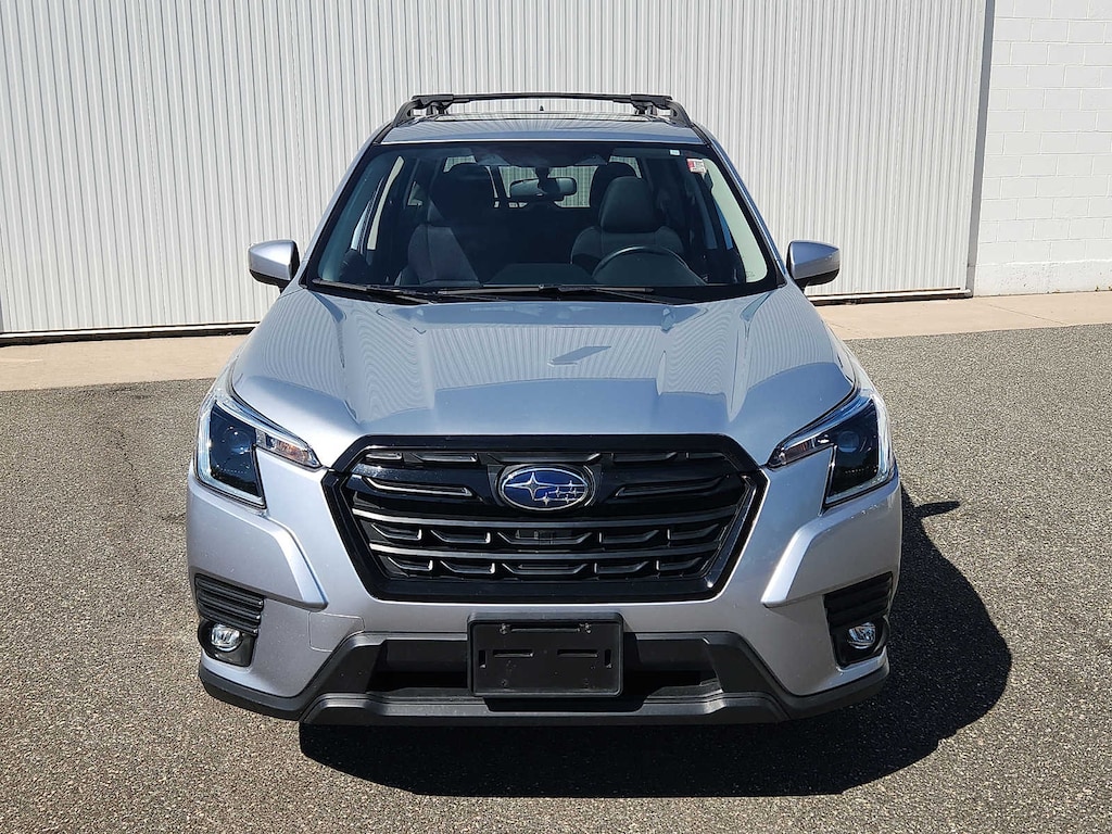 Used 2024 Subaru Forester Premium AWD