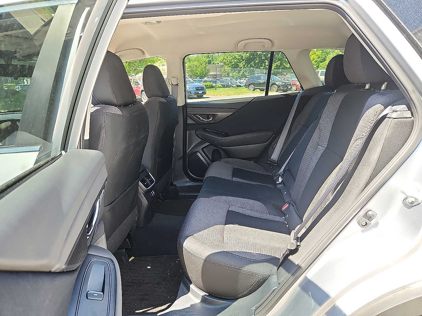 2025 Subaru Outback Premium - Photo 11