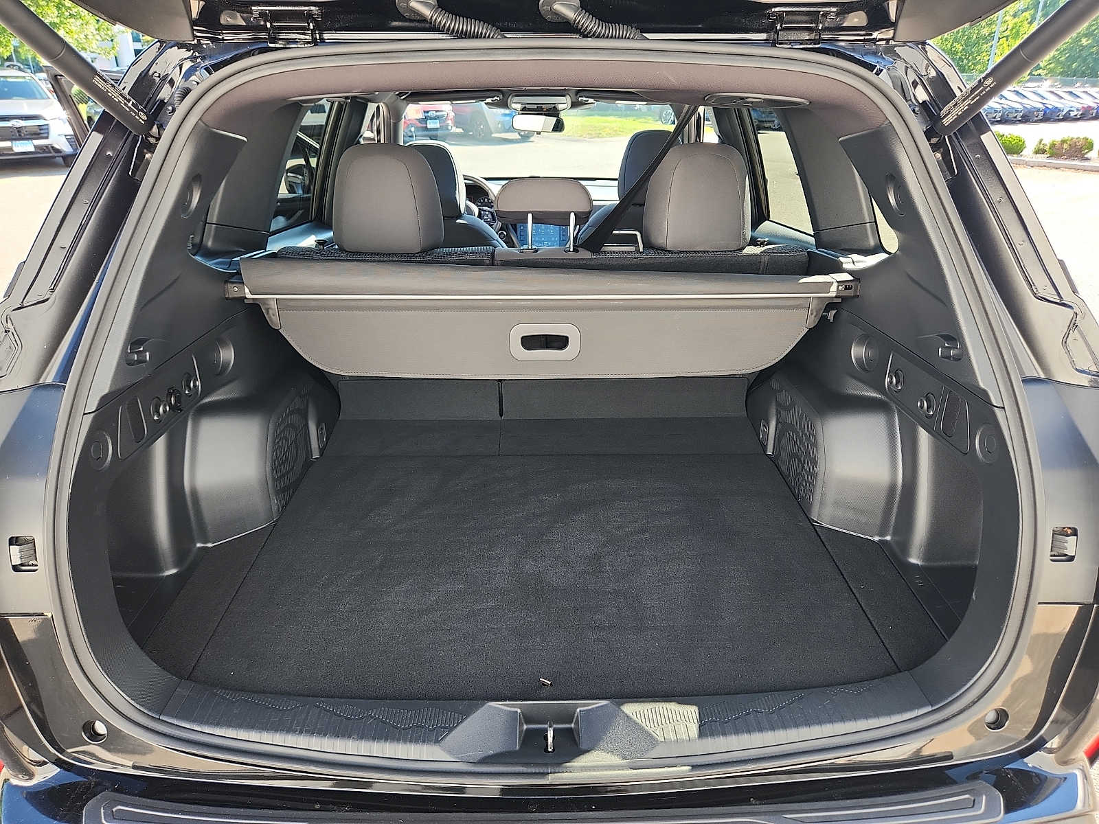 2025 Subaru Forester Premium - Photo 28