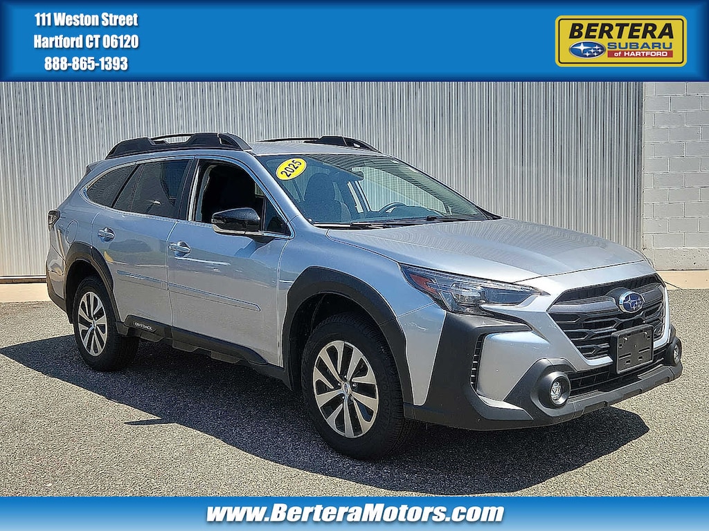 Used 2025 Subaru Outback Premium AWD