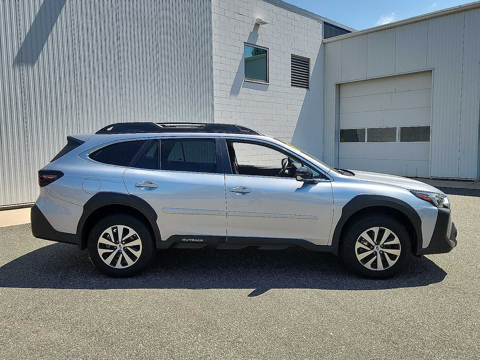 2025 Subaru Outback Premium - Photo 7