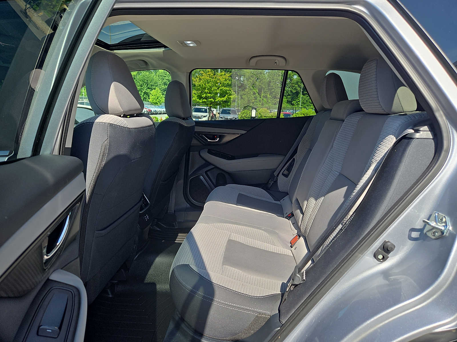 2025 Subaru Outback Premium - Photo 10