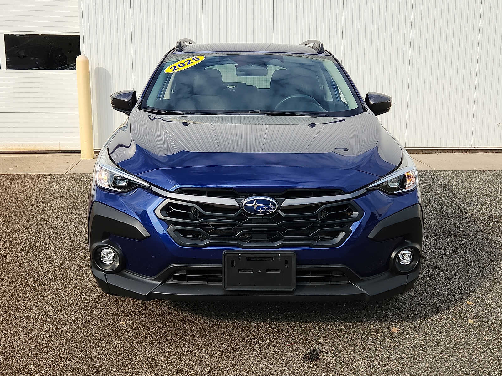 2025 Subaru Crosstrek Premium photo 2