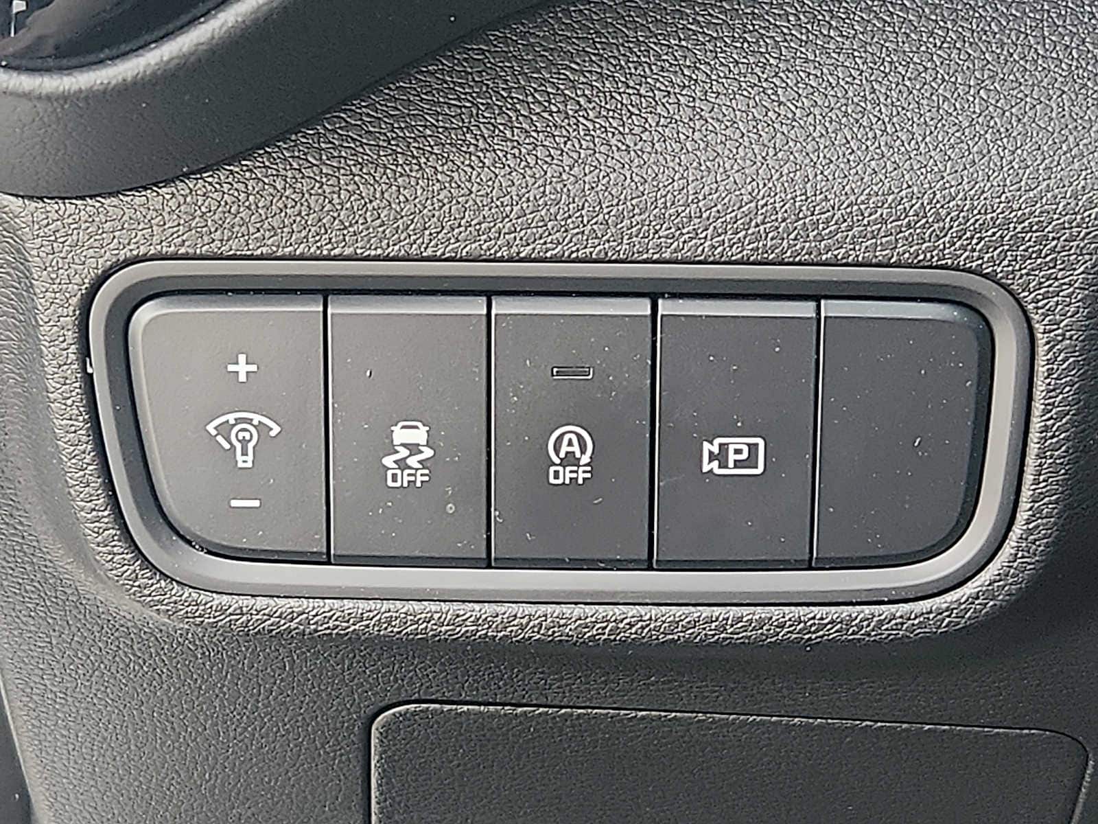 2024 Kia Soul S - Photo 25