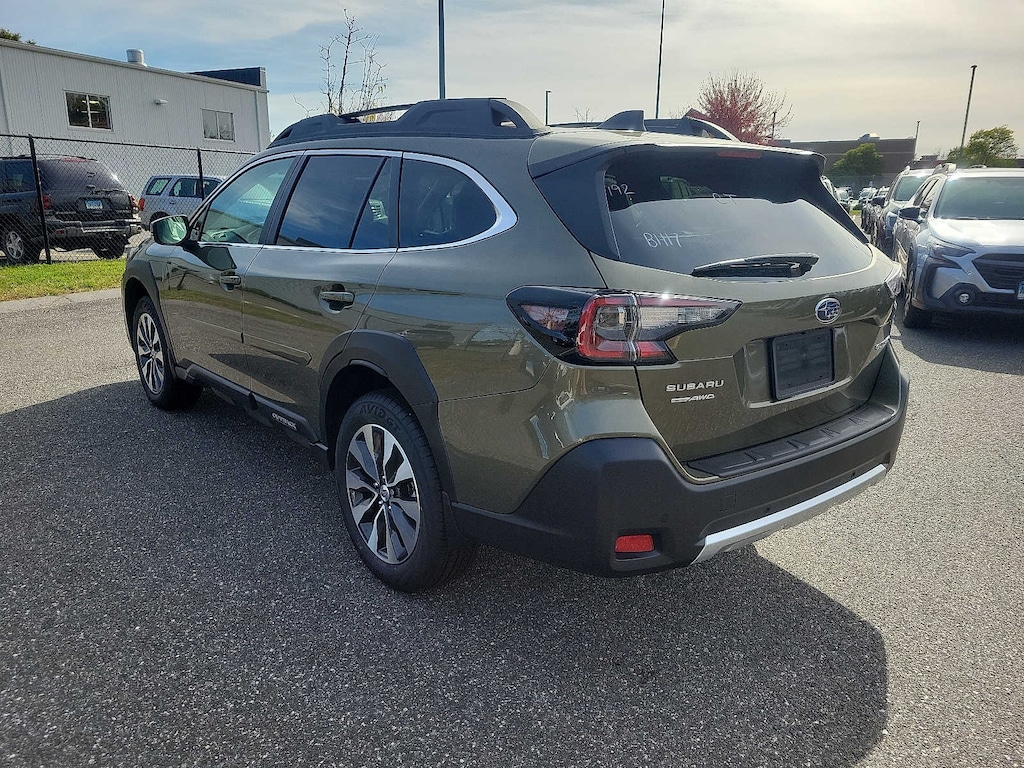 New 2025 Subaru Outback Limited SUV