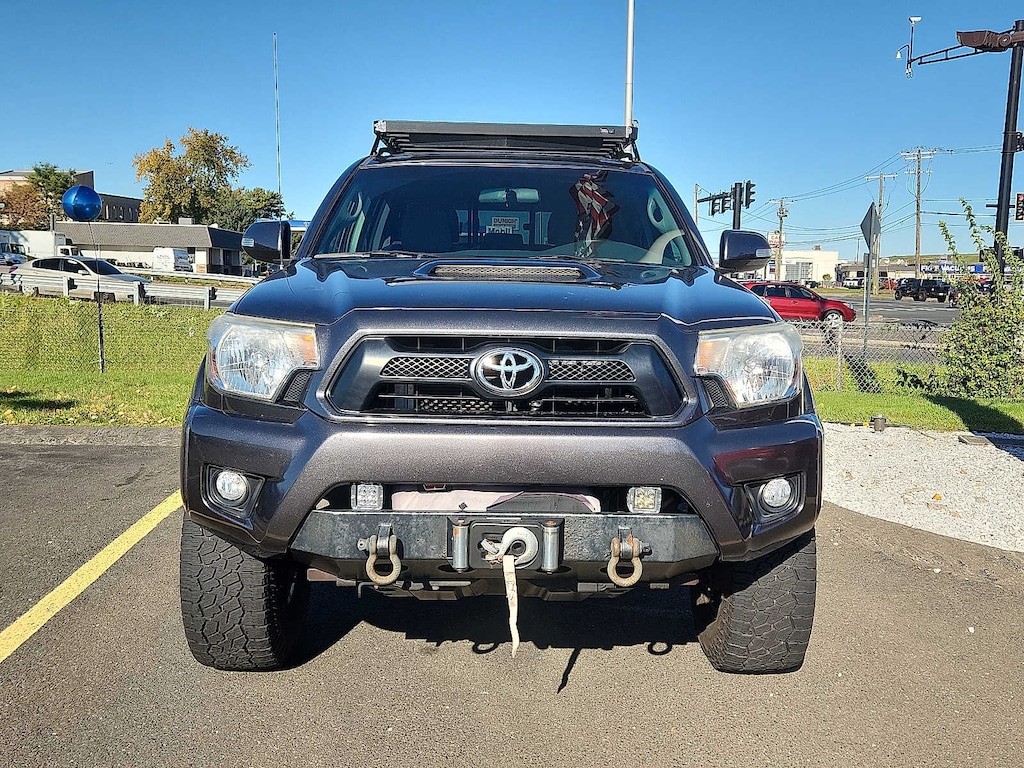 Used 2014 Toyota Tacoma 4WD Double Cab V6 AT 4WD Double Cab V6 AT