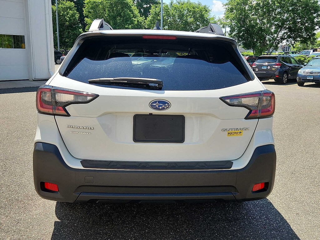 Used 2024 Subaru Outback Premium AWD