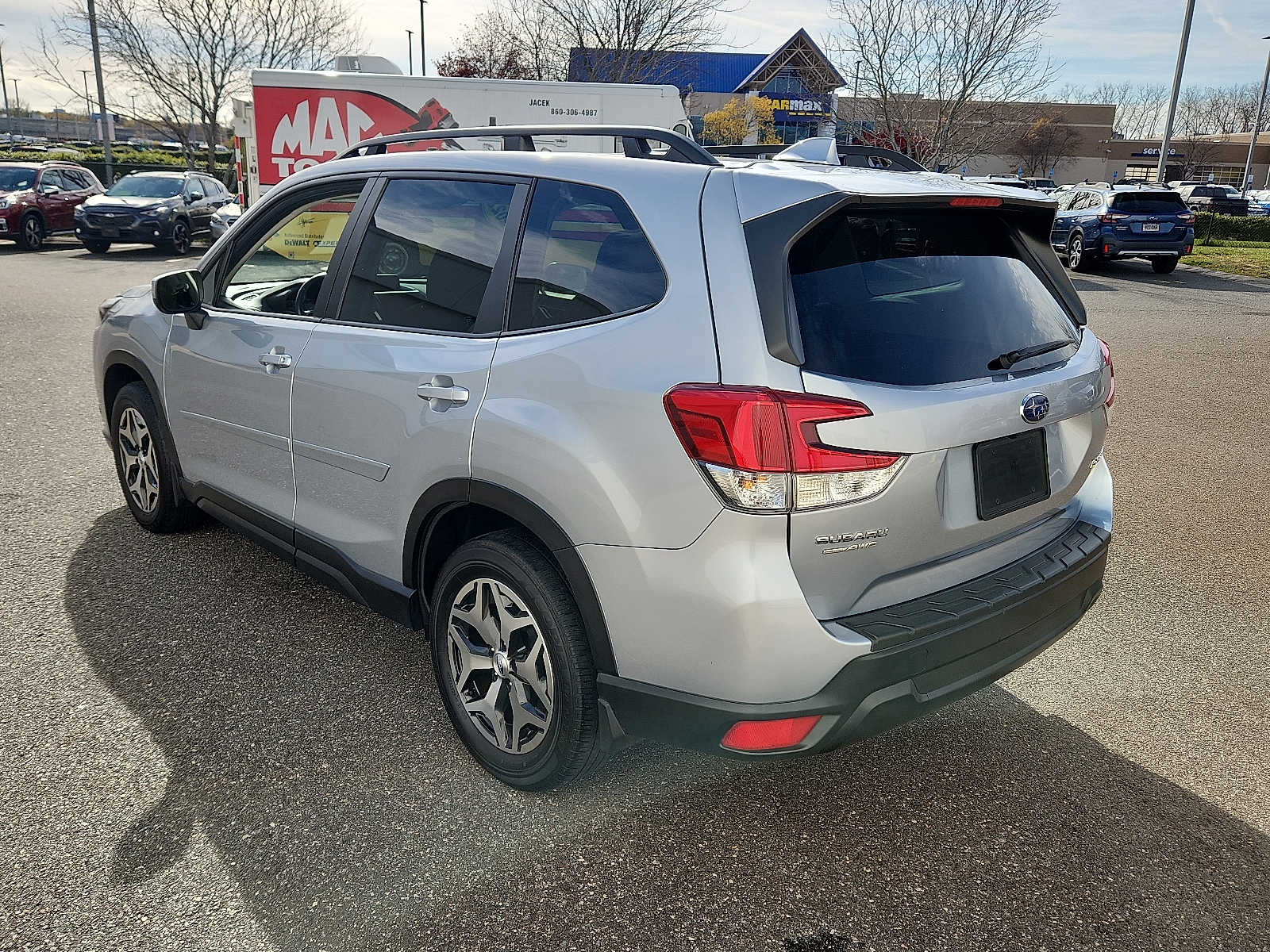 2022 Subaru Forester Premium photo 3