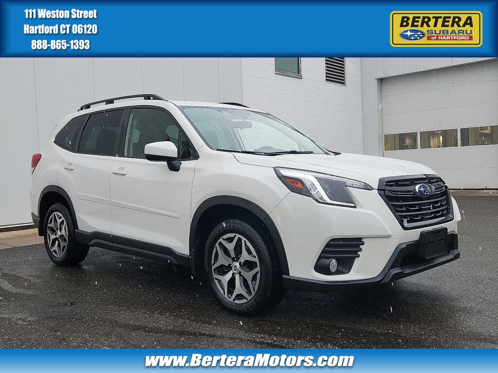 Used 2023 Subaru Forester Premium CVT