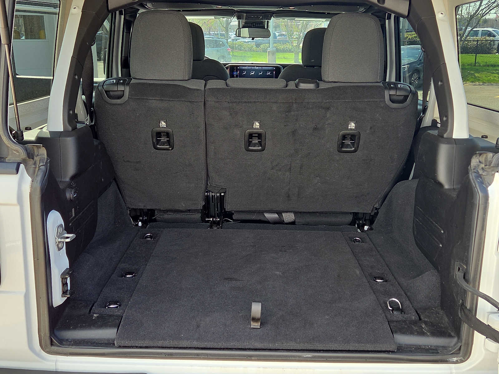 2025 Jeep Wrangler 4-Door Rubicon - Photo 27