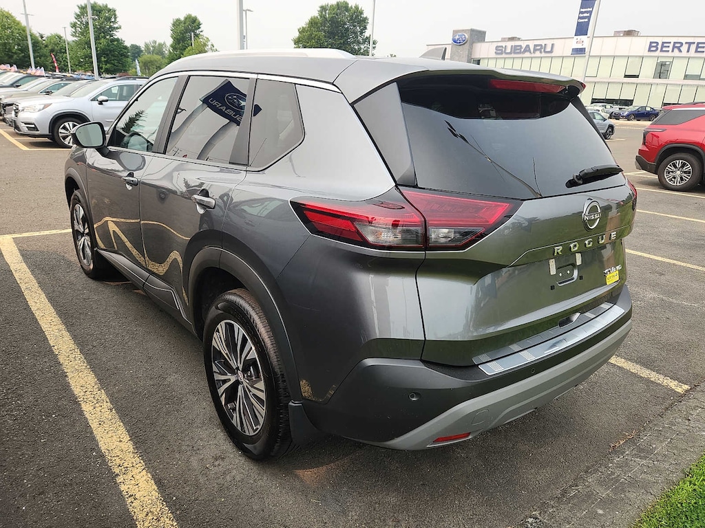 Used 2023 Nissan Rogue SV AWD