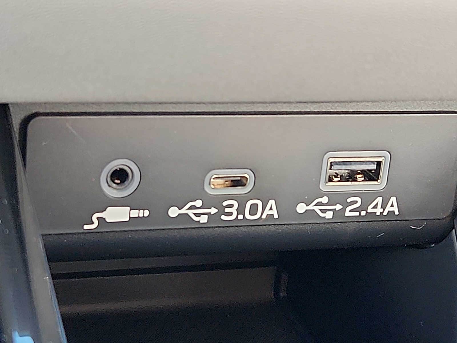 2025 Subaru Outback Premium - Photo 23