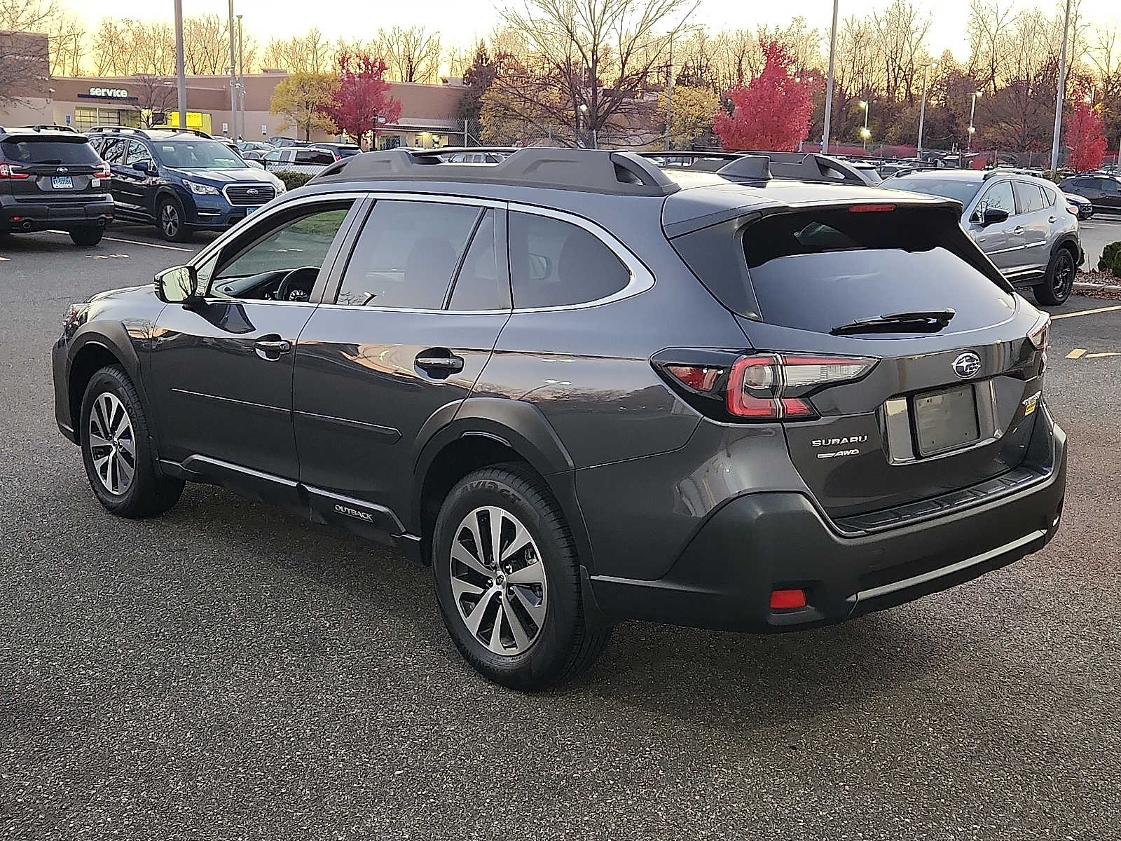 2025 Subaru Outback Premium photo 3