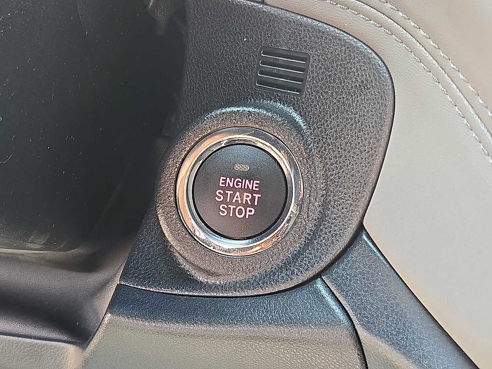 2025 Subaru Outback Premium - Photo 25