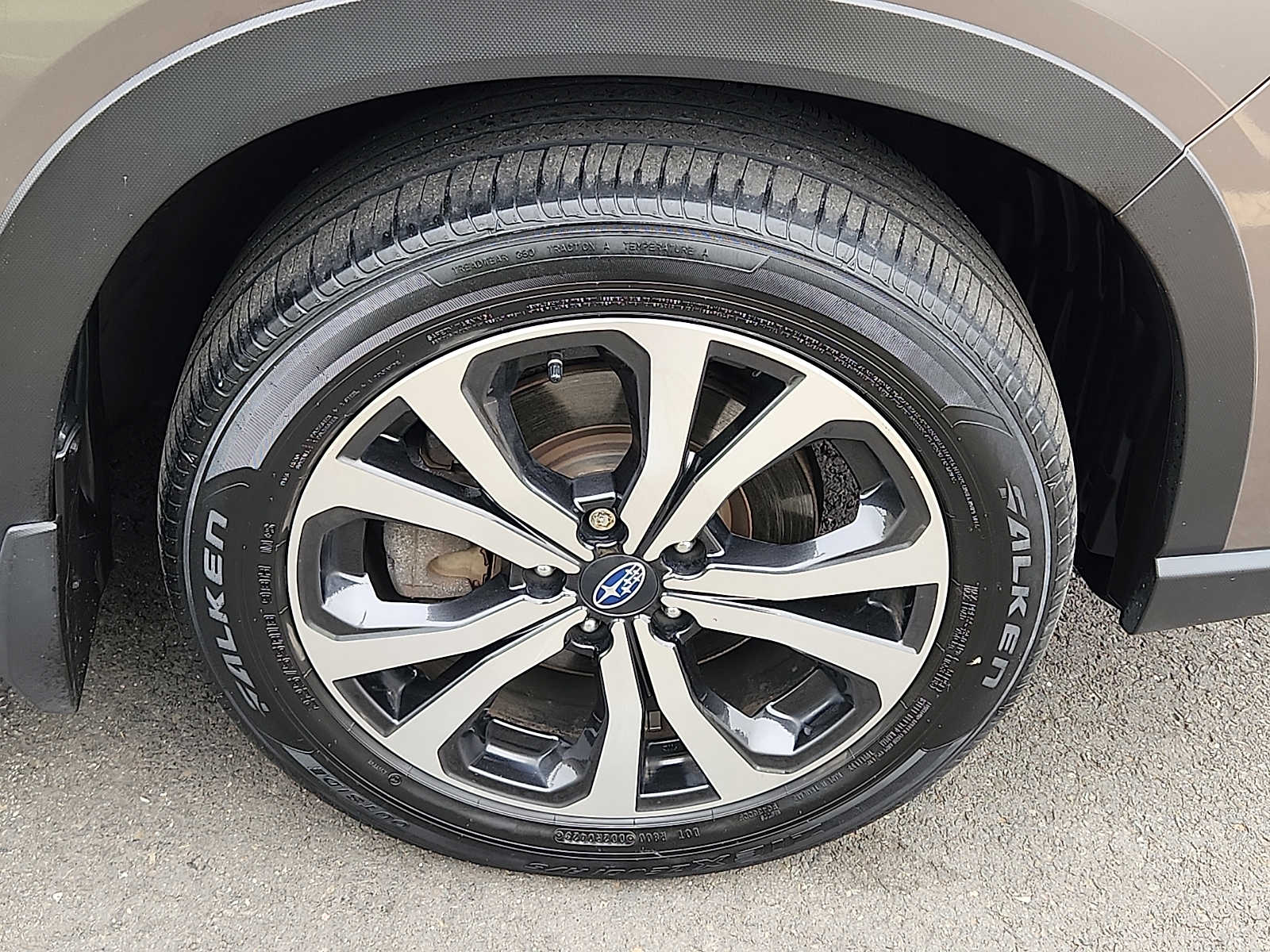 2023 Subaru Forester Limited - Photo 8