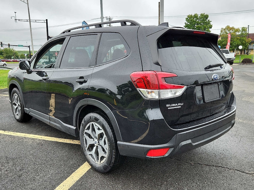 Used 2024 Subaru Forester Premium AWD