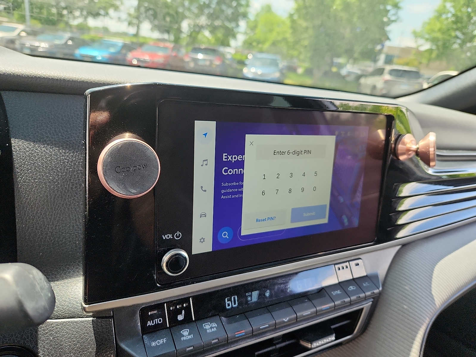 2025 Toyota Camry SE - Photo 17
