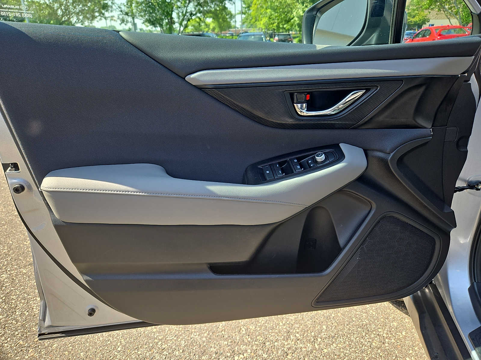 2025 Subaru Outback Premium - Photo 13