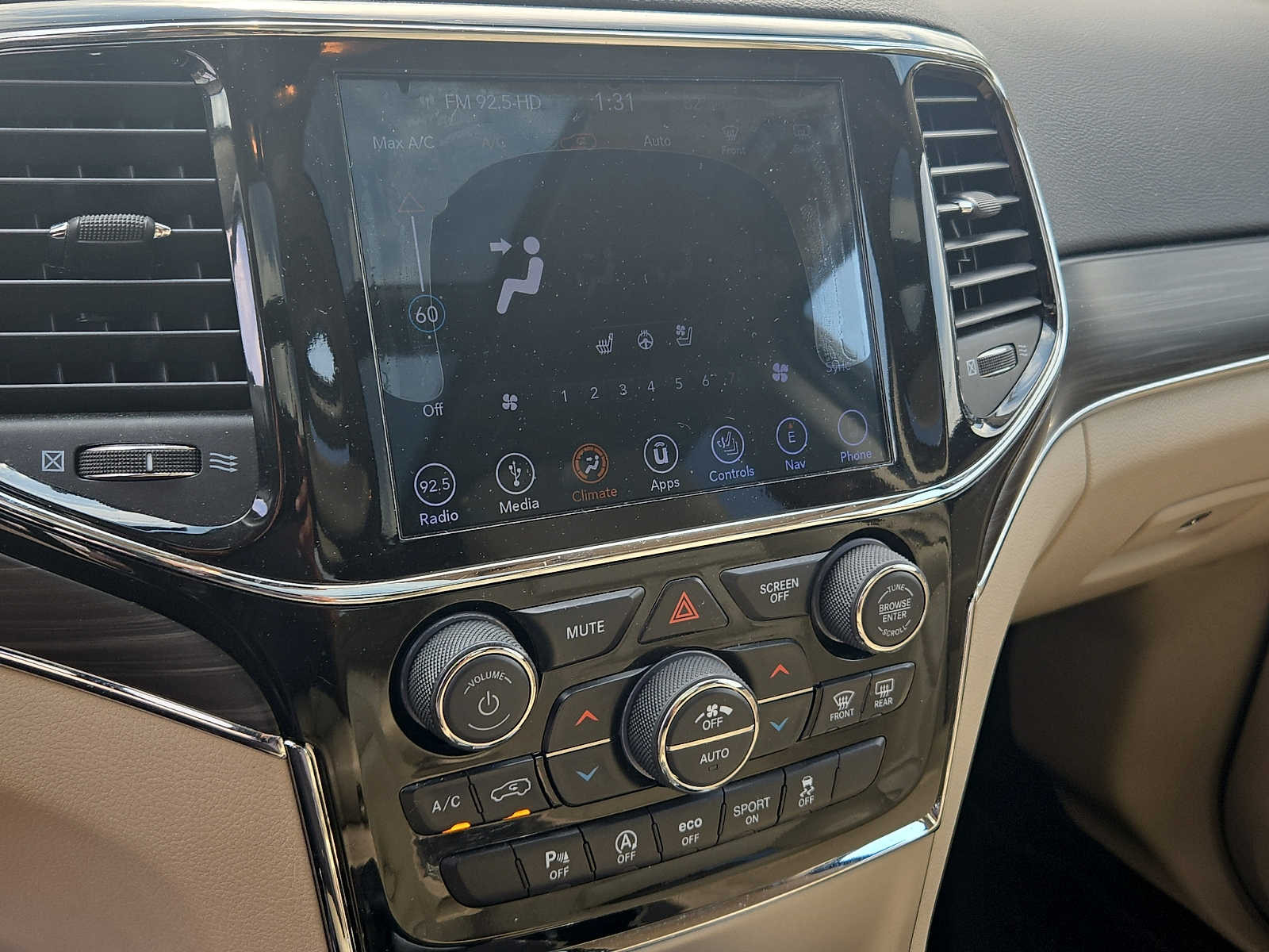 2019 Jeep Grand Cherokee Limited - Photo 16