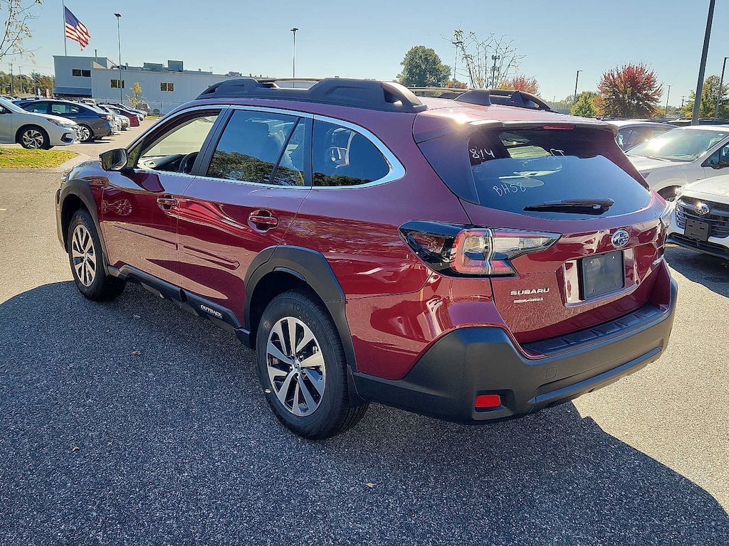 New 2025 Subaru Outback Premium SUV