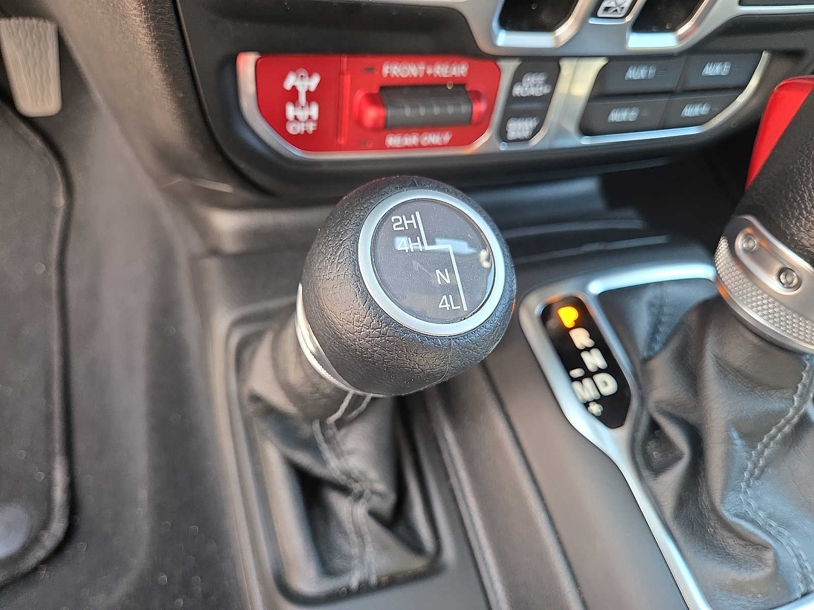 2025 Jeep Wrangler 4-Door Rubicon - Photo 23