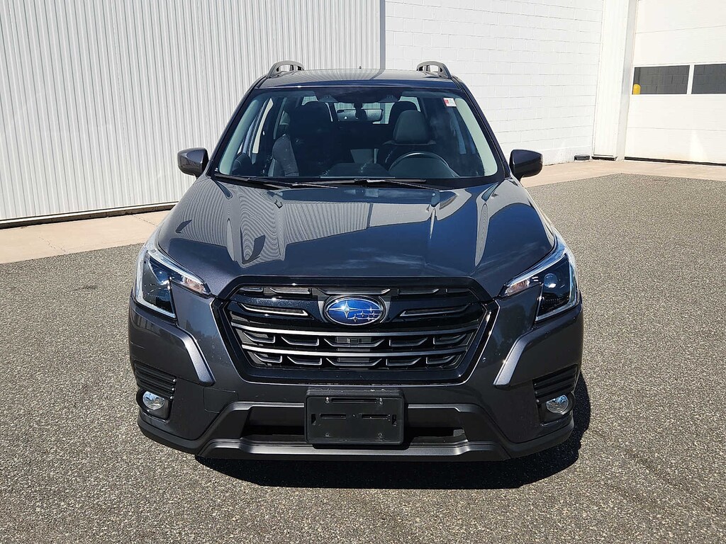 Used 2023 Subaru Forester Premium CVT