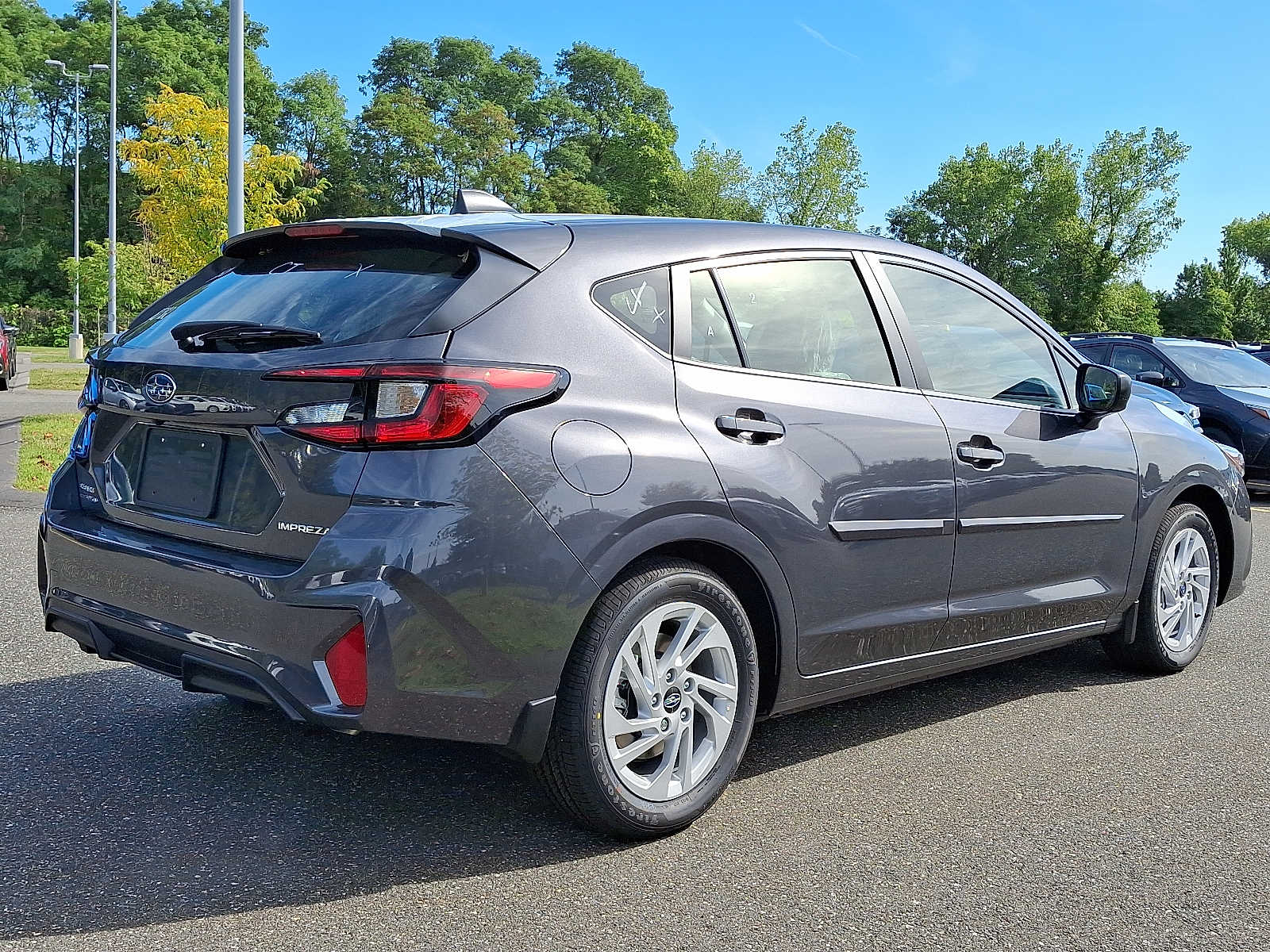 2025 Subaru Impreza Base photo 3