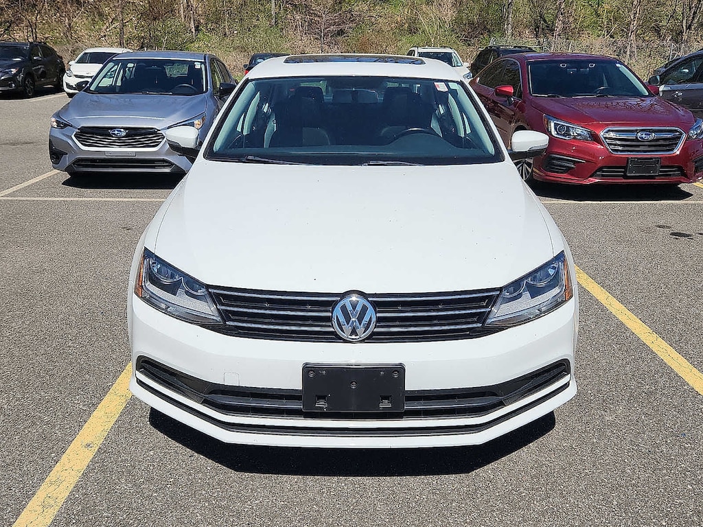 Used 2017 Volkswagen Jetta 1.4T SE Manual