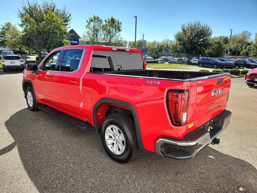 Used 2024 GMC Sierra 1500 SLE 4WD Crew Cab 147 4WD Crew Cab 147