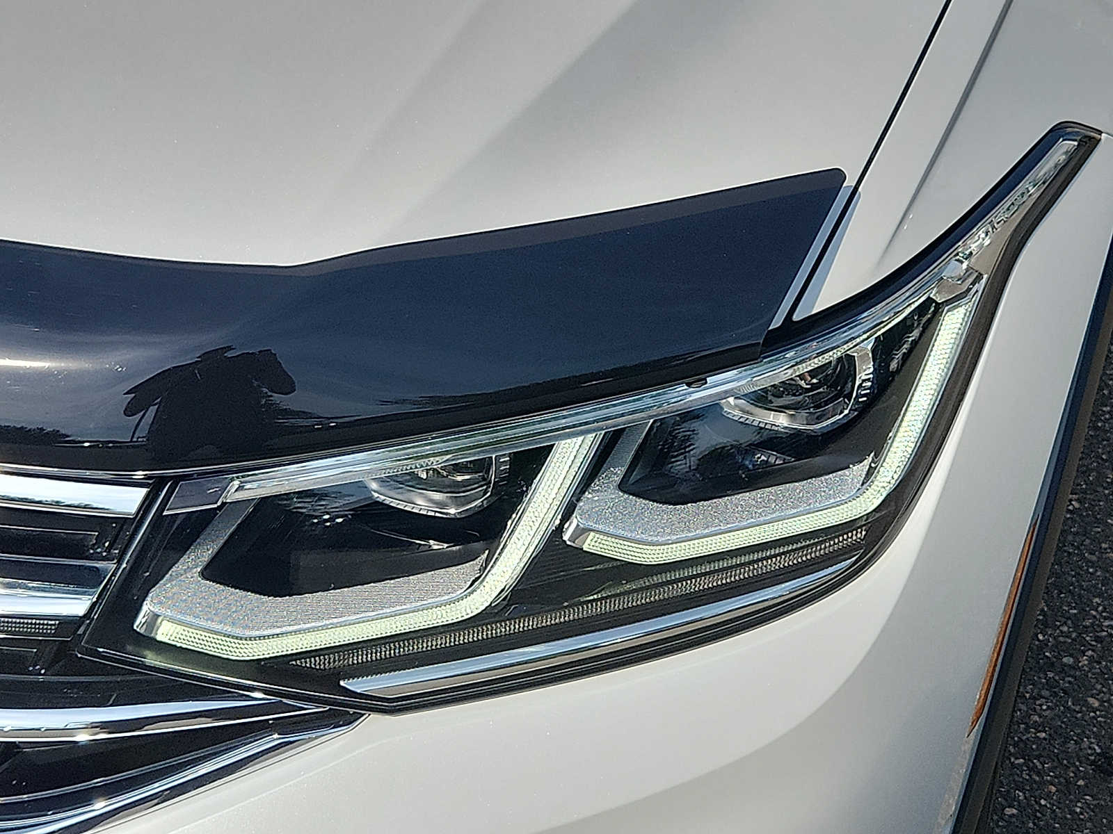 2024 Volkswagen Tiguan SEL R-LINE - Photo 9