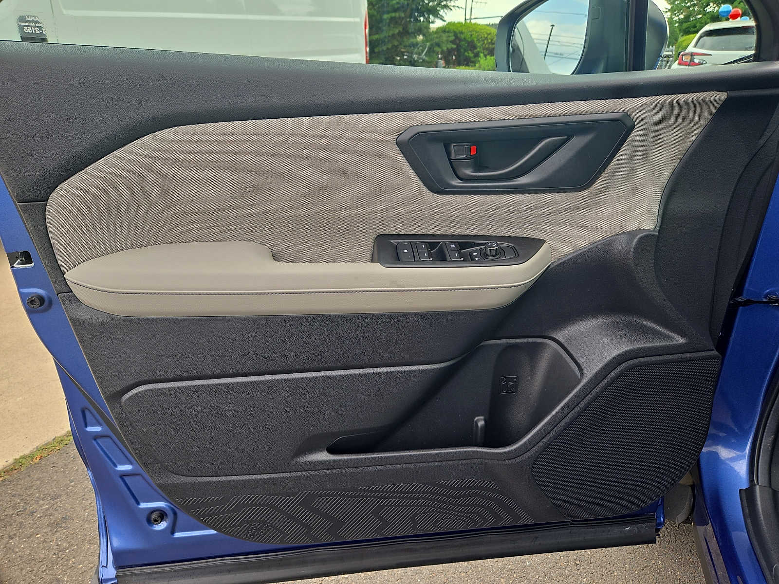2026 Subaru Forester Base - Photo 12